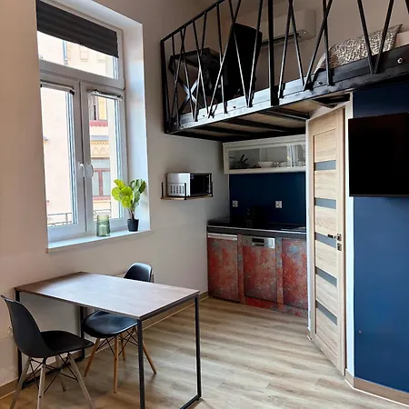 Apartment Hala *